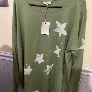 Easel Green Long Sleeve Shirt with Star Pattern
